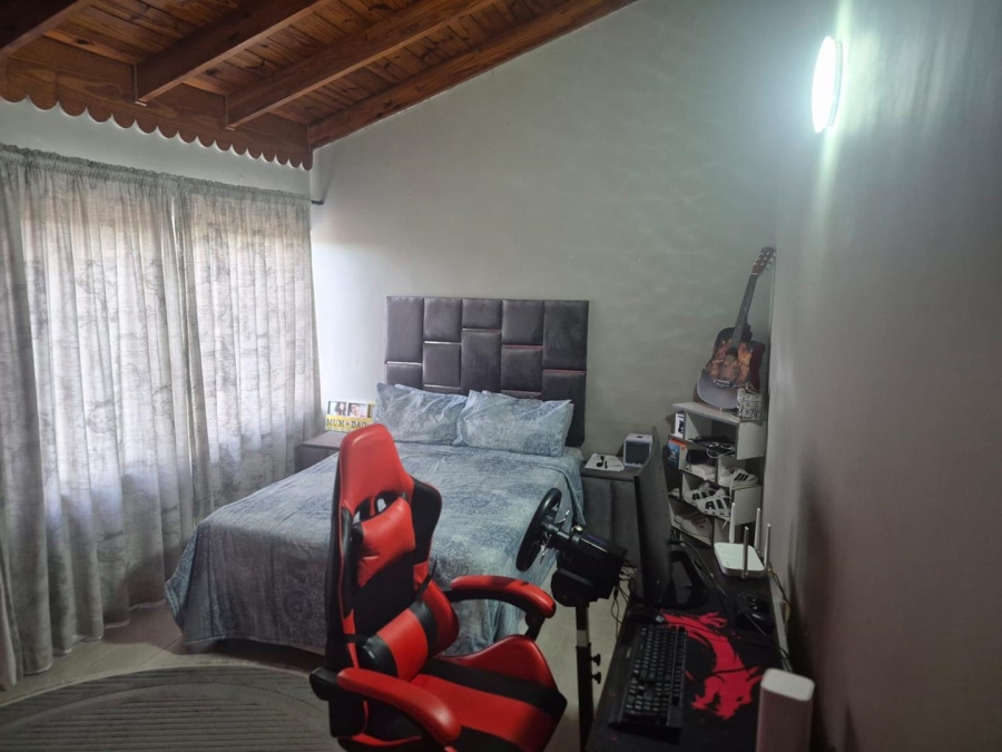 4 Bedroom Property for Sale in Effingham Heights KwaZulu-Natal