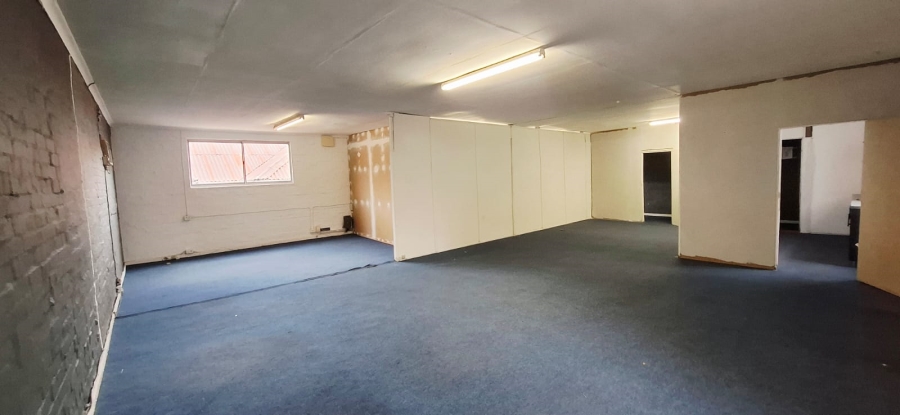 To Let Commercial Property for Rent in Glenwood KwaZulu-Natal