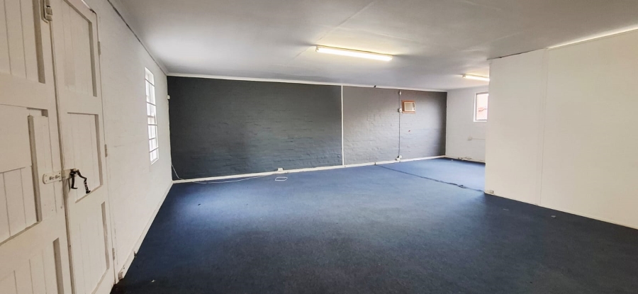 To Let Commercial Property for Rent in Glenwood KwaZulu-Natal
