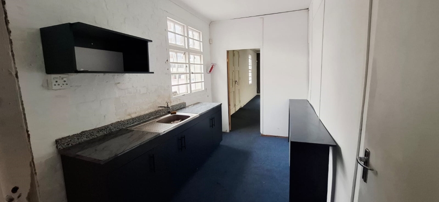 To Let Commercial Property for Rent in Glenwood KwaZulu-Natal