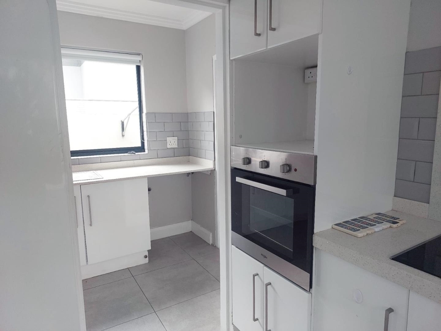 To Let 4 Bedroom Property for Rent in Palm Lakes Estate KwaZulu-Natal