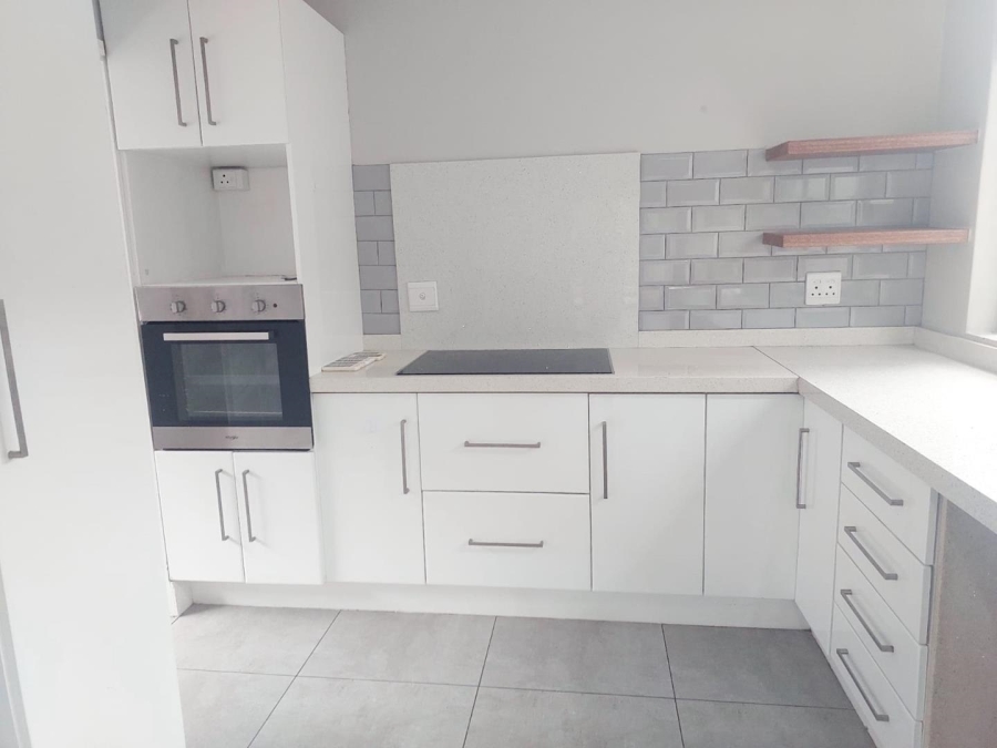 To Let 4 Bedroom Property for Rent in Palm Lakes Estate KwaZulu-Natal