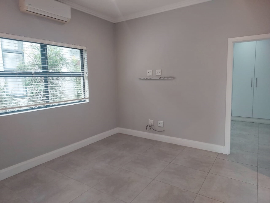 To Let 4 Bedroom Property for Rent in Palm Lakes Estate KwaZulu-Natal