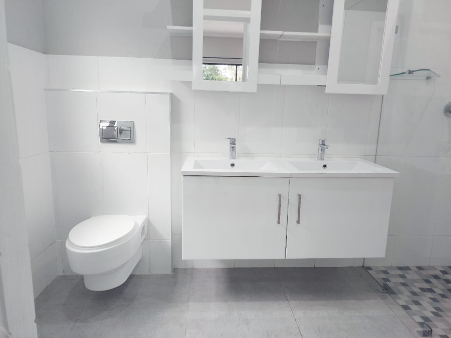 To Let 4 Bedroom Property for Rent in Palm Lakes Estate KwaZulu-Natal