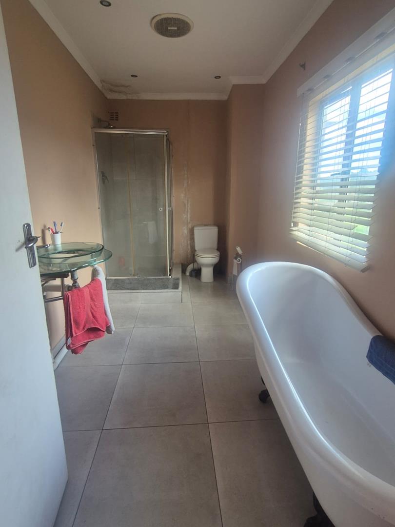 7 Bedroom Property for Sale in Bluff KwaZulu-Natal