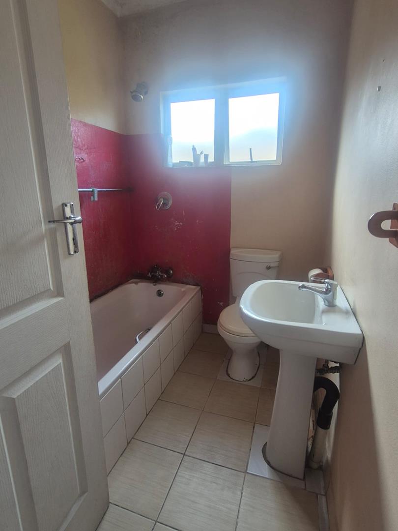 7 Bedroom Property for Sale in Bluff KwaZulu-Natal