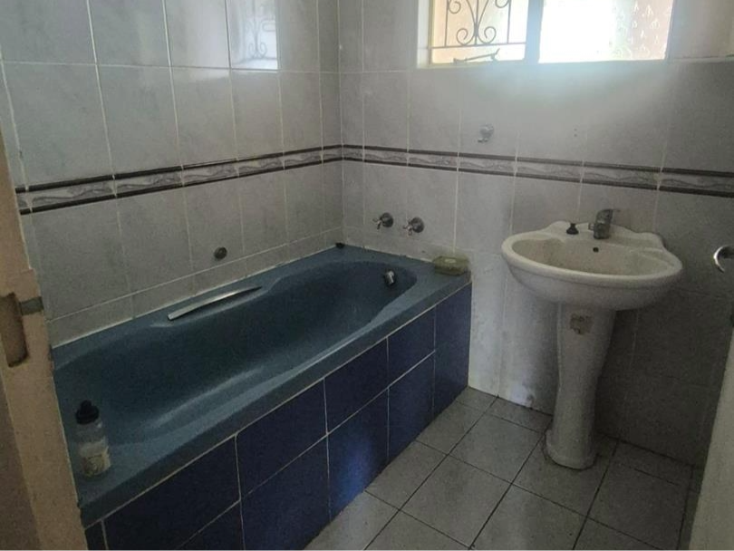 7 Bedroom Property for Sale in Bluff KwaZulu-Natal