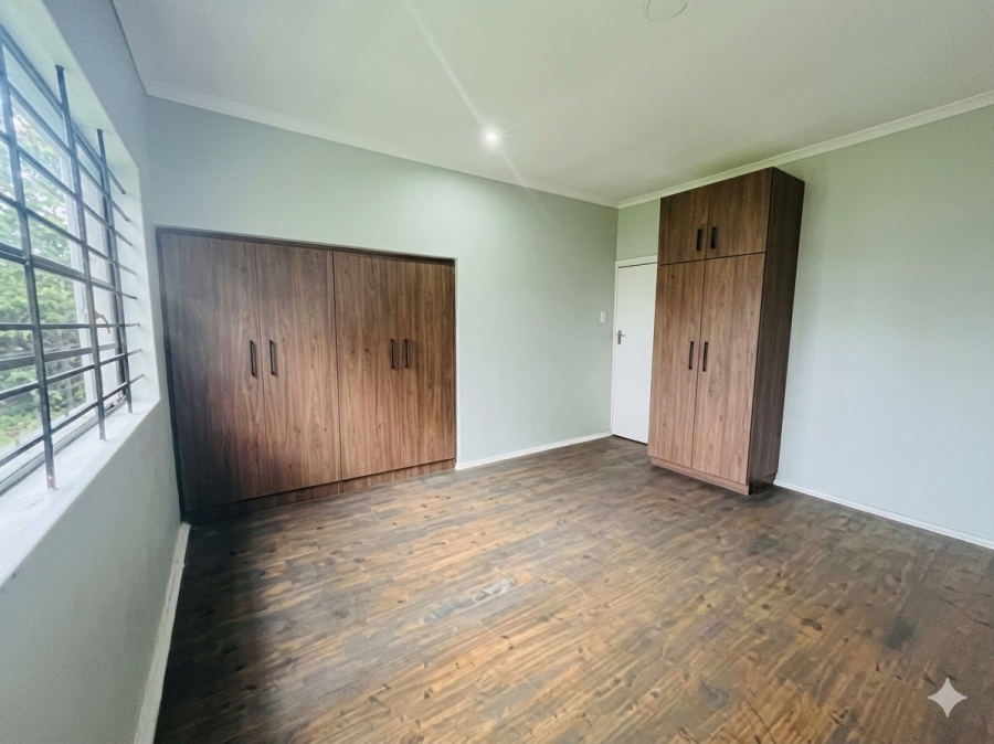 To Let 2 Bedroom Property for Rent in Athlone KwaZulu-Natal