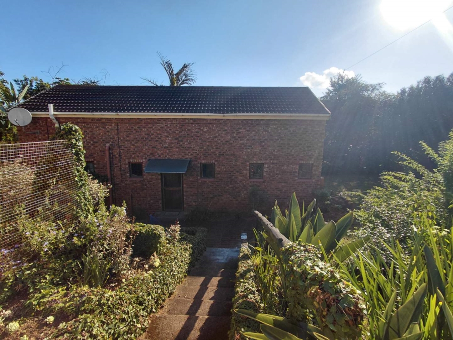 2 Bedroom Property for Sale in Waterfall KwaZulu-Natal