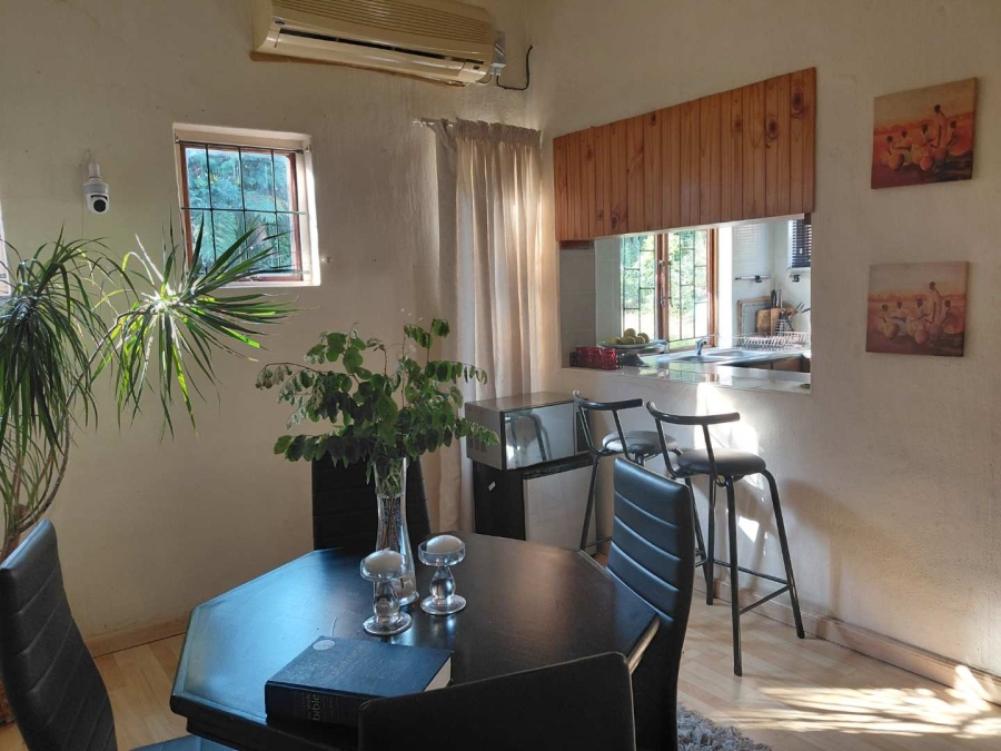 2 Bedroom Property for Sale in Waterfall KwaZulu-Natal