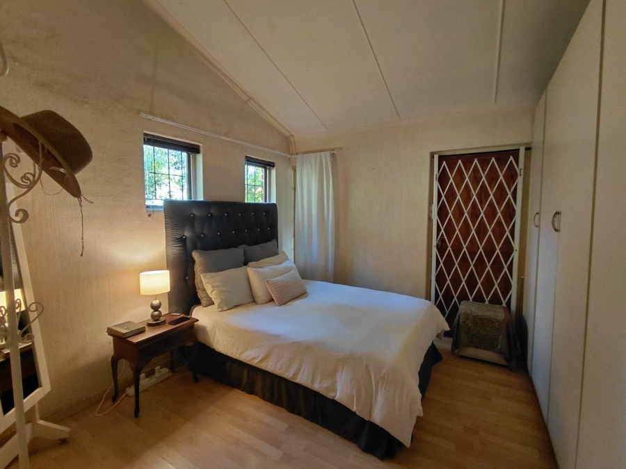 2 Bedroom Property for Sale in Waterfall KwaZulu-Natal