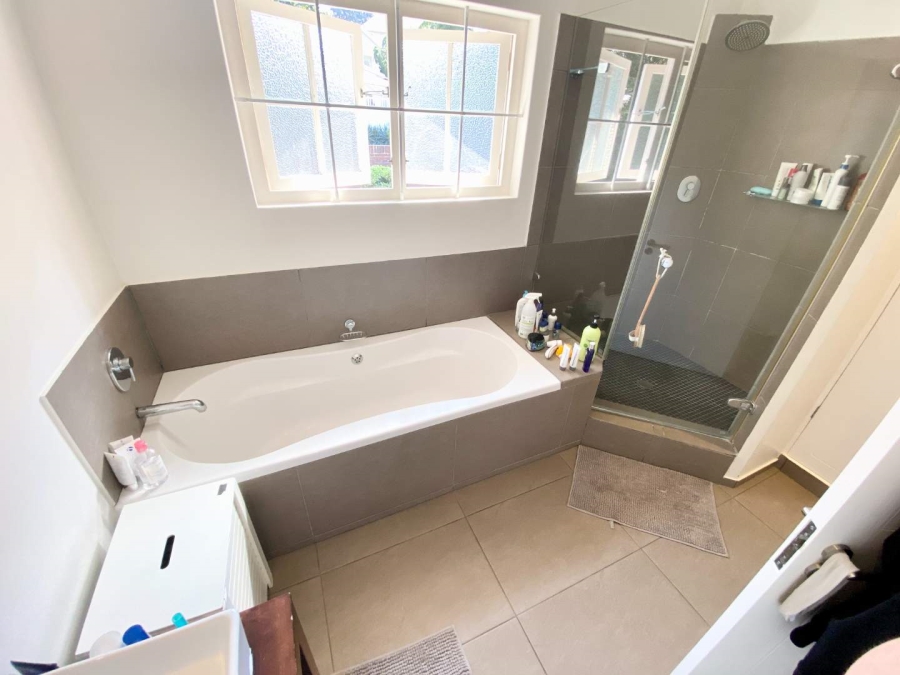 To Let 4 Bedroom Property for Rent in Durban North KwaZulu-Natal