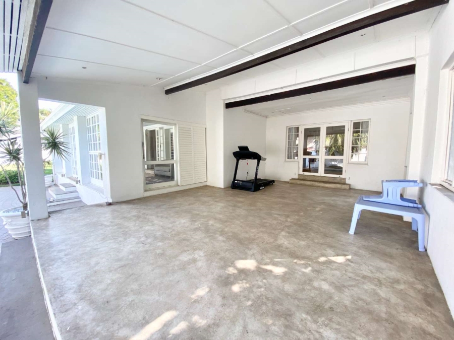 To Let 4 Bedroom Property for Rent in Durban North KwaZulu-Natal
