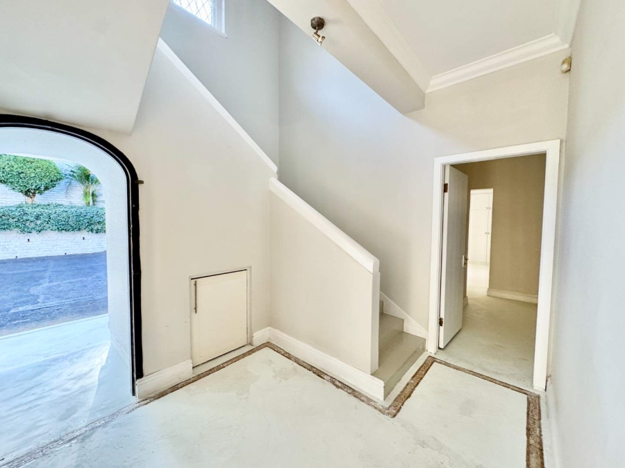 To Let 4 Bedroom Property for Rent in Durban North KwaZulu-Natal