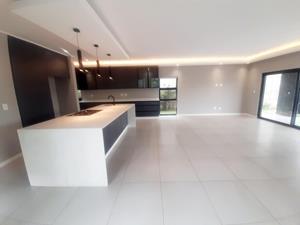 To Let 4 Bedroom Property for Rent in Palm Lakes Estate KwaZulu-Natal
