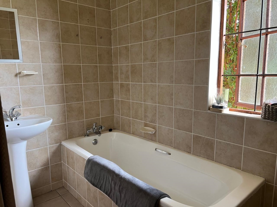 To Let 2 Bedroom Property for Rent in Howick North KwaZulu-Natal