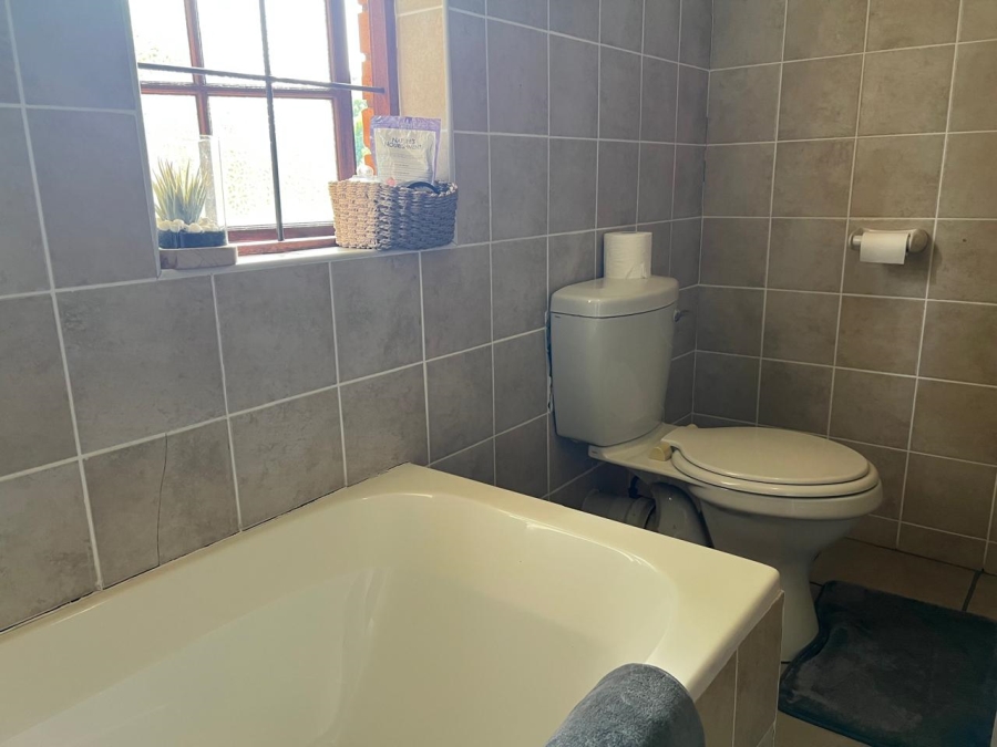 To Let 2 Bedroom Property for Rent in Howick North KwaZulu-Natal
