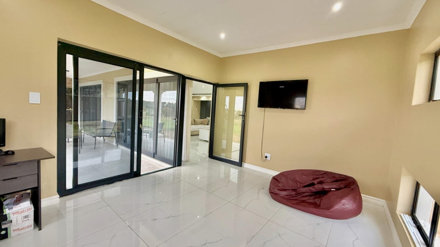 4 Bedroom Property for Sale in Sakabula Golf and Country Estate KwaZulu-Natal