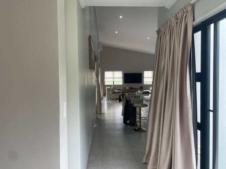 To Let 3 Bedroom Property for Rent in Palm Lakes Estate KwaZulu-Natal