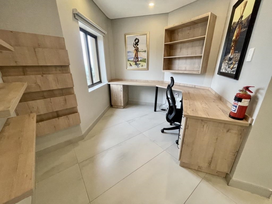 To Let 5 Bedroom Property for Rent in Umhlanga KwaZulu-Natal