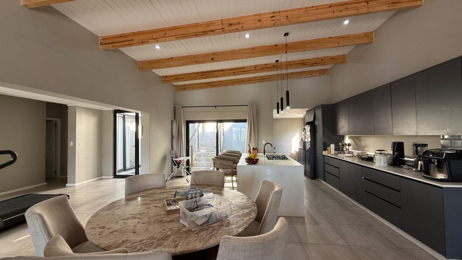 3 Bedroom Property for Sale in Palm Lakes Estate KwaZulu-Natal