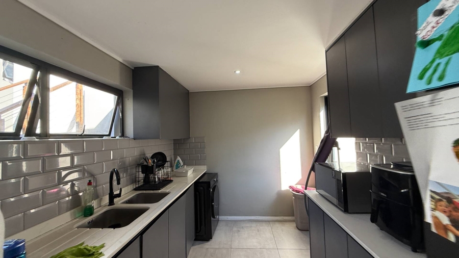 3 Bedroom Property for Sale in Palm Lakes Estate KwaZulu-Natal
