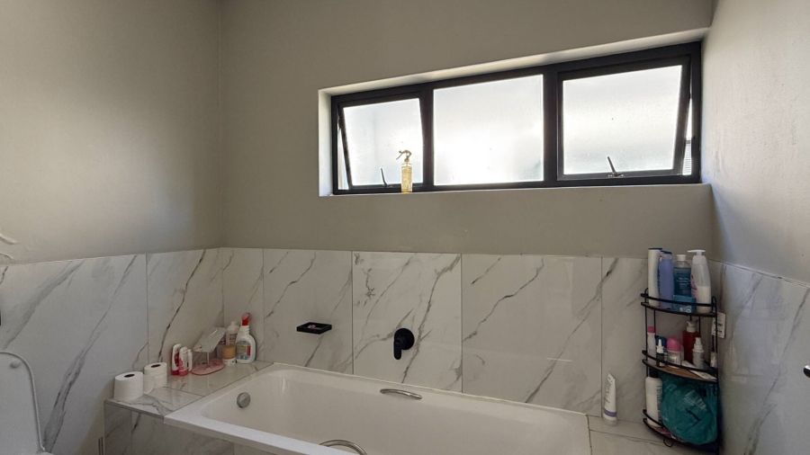 3 Bedroom Property for Sale in Palm Lakes Estate KwaZulu-Natal