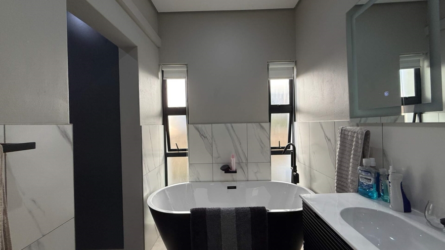3 Bedroom Property for Sale in Palm Lakes Estate KwaZulu-Natal