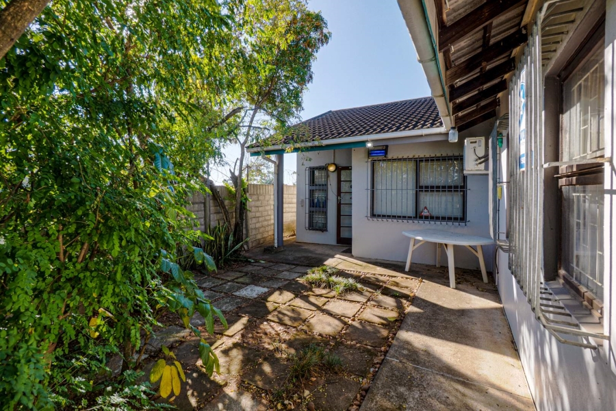 3 Bedroom Property for Sale in Amanzimtoti KwaZulu-Natal