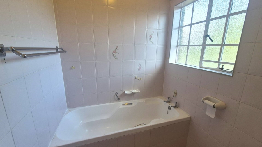 3 Bedroom Property for Sale in Howick North KwaZulu-Natal