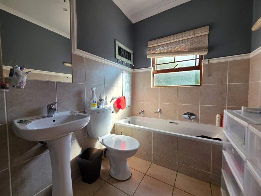 2 Bedroom Property for Sale in Assagay KwaZulu-Natal