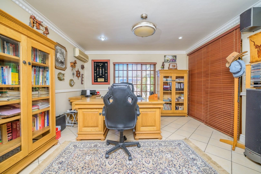 4 Bedroom Property for Sale in Umhlanga KwaZulu-Natal