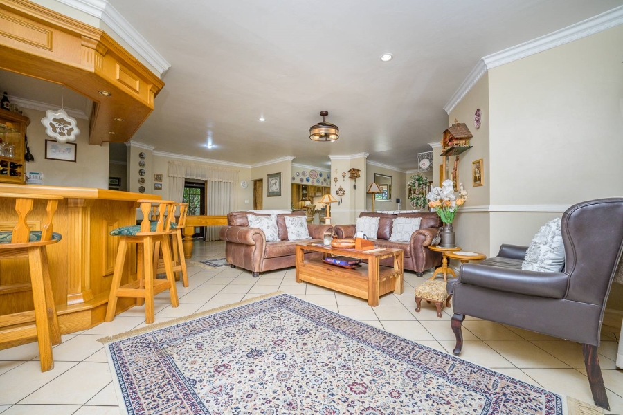 4 Bedroom Property for Sale in Umhlanga KwaZulu-Natal