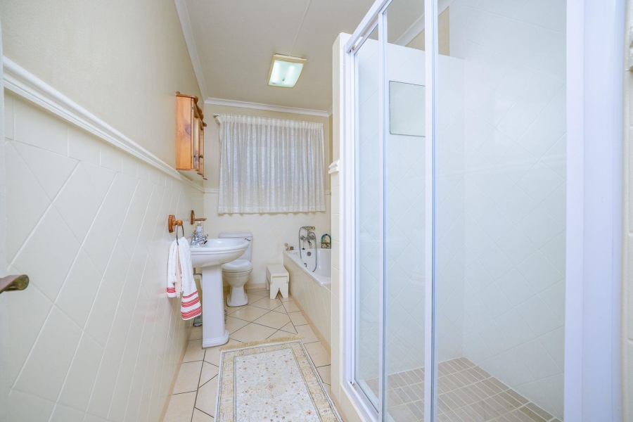 4 Bedroom Property for Sale in Umhlanga KwaZulu-Natal