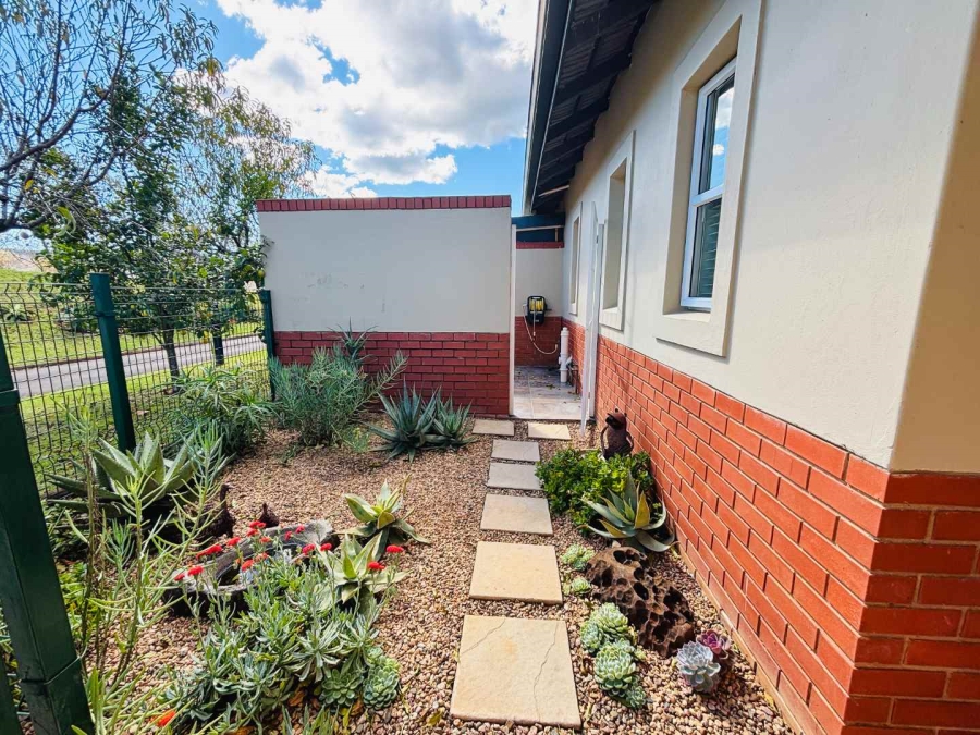2 Bedroom Property for Sale in St Johns Village KwaZulu-Natal