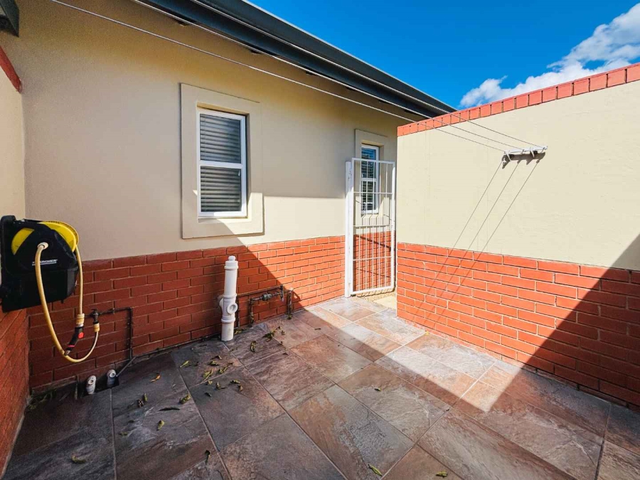 2 Bedroom Property for Sale in St Johns Village KwaZulu-Natal