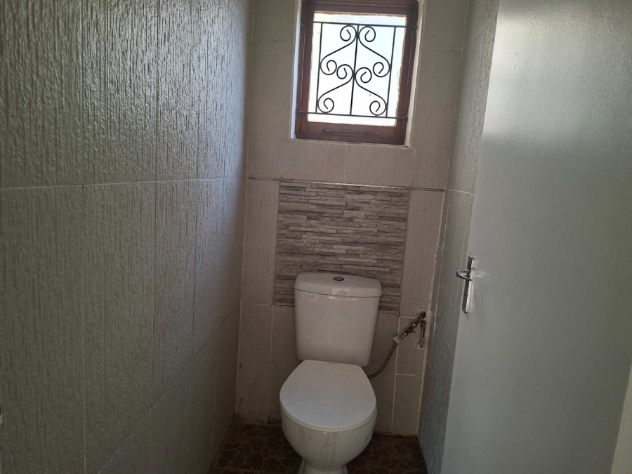 3 Bedroom Property for Sale in Queensburgh KwaZulu-Natal