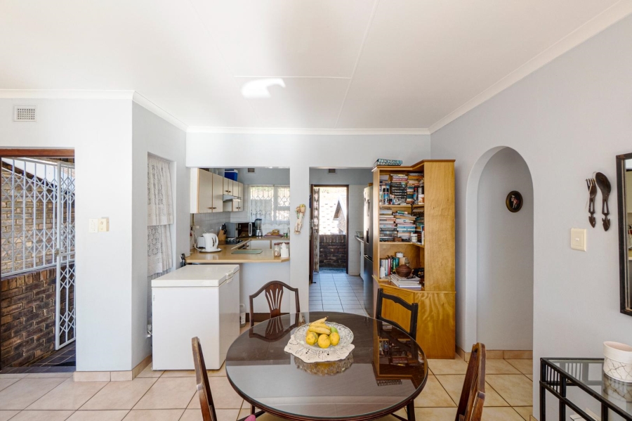 3 Bedroom Property for Sale in Amanzimtoti KwaZulu-Natal
