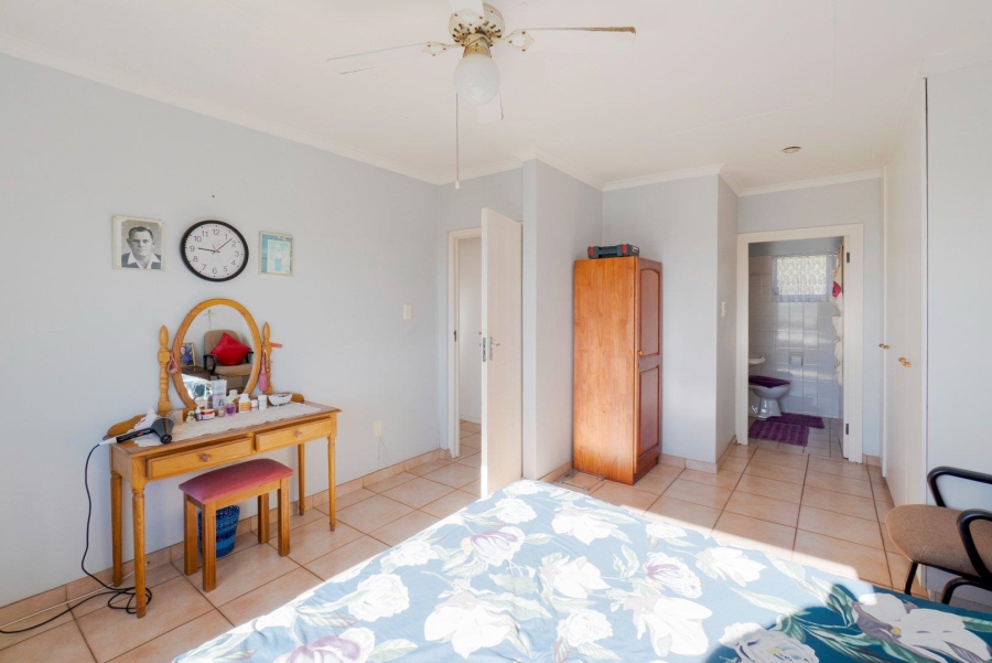 3 Bedroom Property for Sale in Amanzimtoti KwaZulu-Natal