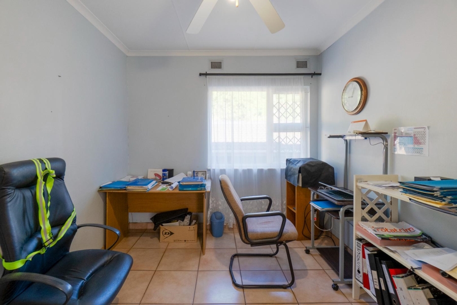 3 Bedroom Property for Sale in Amanzimtoti KwaZulu-Natal