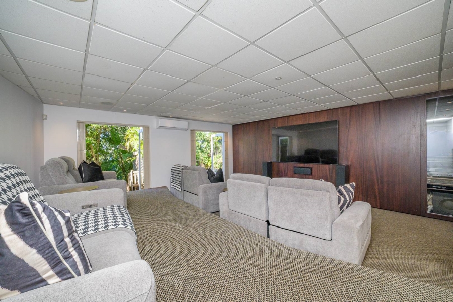 4 Bedroom Property for Sale in Durban North KwaZulu-Natal