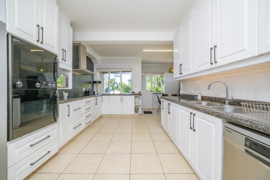 4 Bedroom Property for Sale in Durban North KwaZulu-Natal