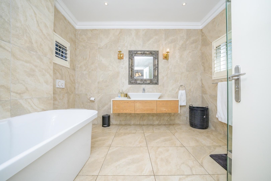4 Bedroom Property for Sale in Durban North KwaZulu-Natal