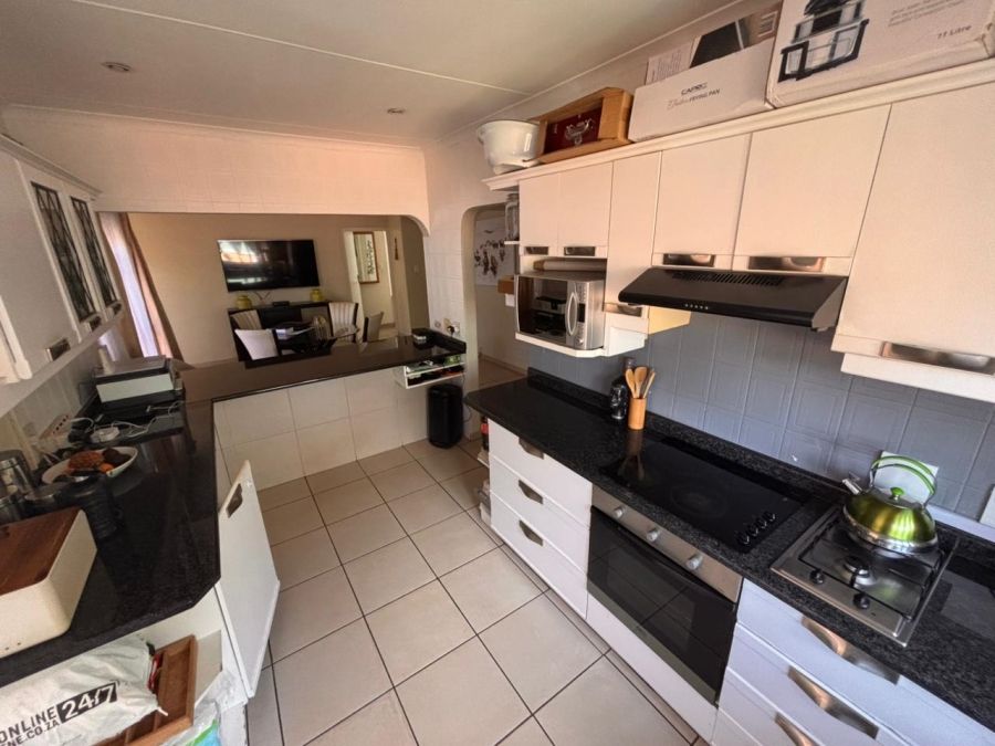 3 Bedroom Property for Sale in Hillcrest KwaZulu-Natal