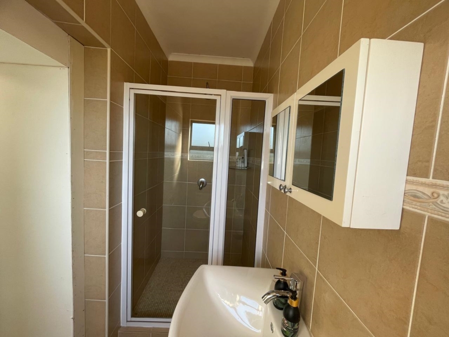 To Let 3 Bedroom Property for Rent in Palm Lakes Estate KwaZulu-Natal