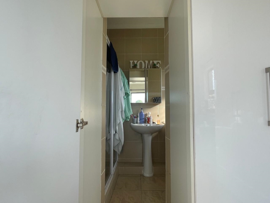 To Let 3 Bedroom Property for Rent in Palm Lakes Estate KwaZulu-Natal