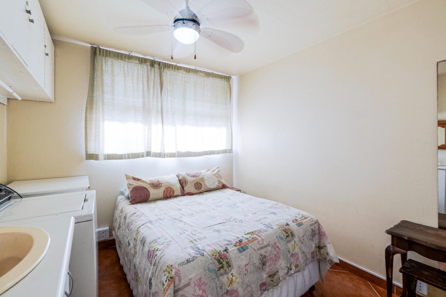 2 Bedroom Property for Sale in Amanzimtoti KwaZulu-Natal