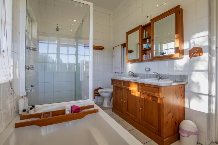 5 Bedroom Property for Sale in Howick Rural KwaZulu-Natal