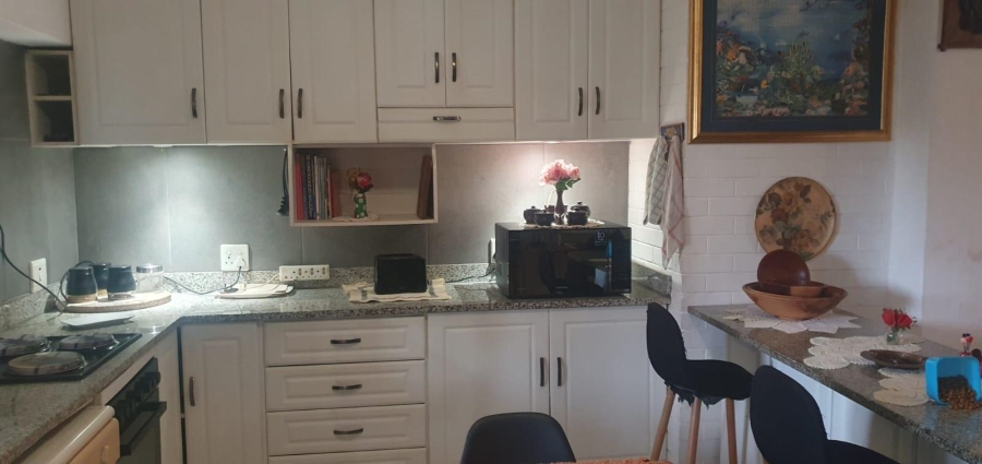 2 Bedroom Property for Sale in Amanzimtoti KwaZulu-Natal