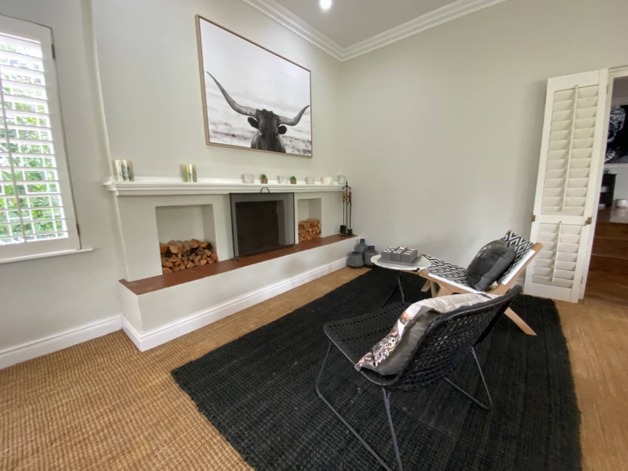 To Let 4 Bedroom Property for Rent in Kloof KwaZulu-Natal